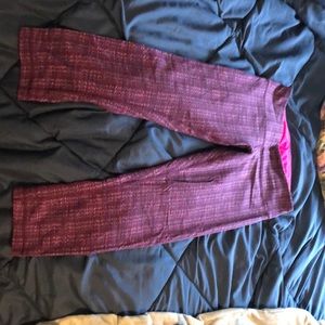 Lululemon wonder under Crops